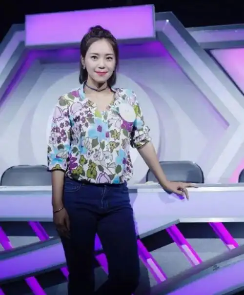 云朵不再隐瞒坦言与刀郎的另一种关系难怪会住在刀郎家6年