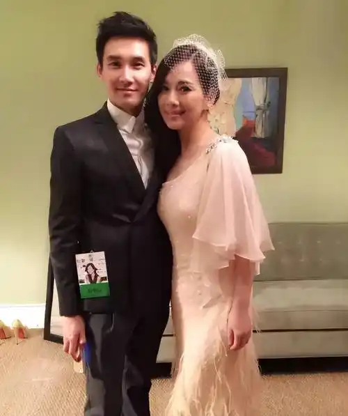 著名演员张铎:我这辈子最正确的决定,就是娶了一个大8岁的妻子