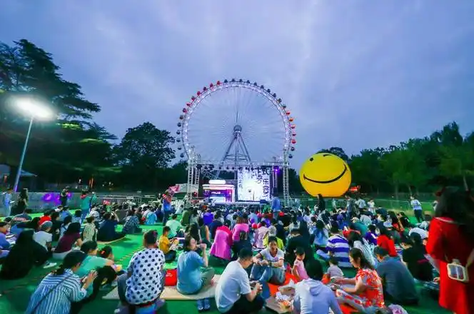 北京游乐园变身龙潭中湖公园,迎来两岁生日!__财经头条