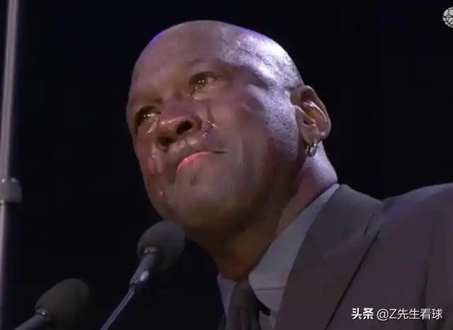 头条问答 - 科比追思会,乔丹在台上泪流满面演讲时