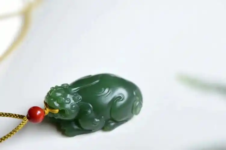 兔子赏玉碧玉粉绿貔貅