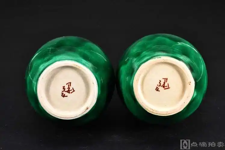 《日本九谷烧陶瓷器》一对 开片