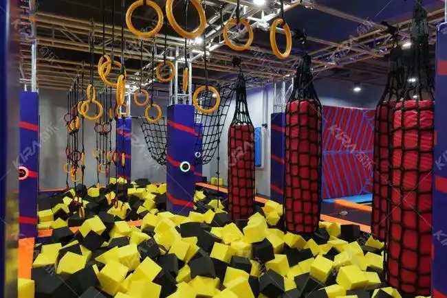 蹦床公园忍者空间