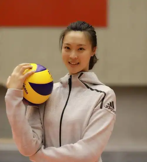 惠若琪新title:国际奥委会数字化互动与营销传播委员会委员_腾讯新闻