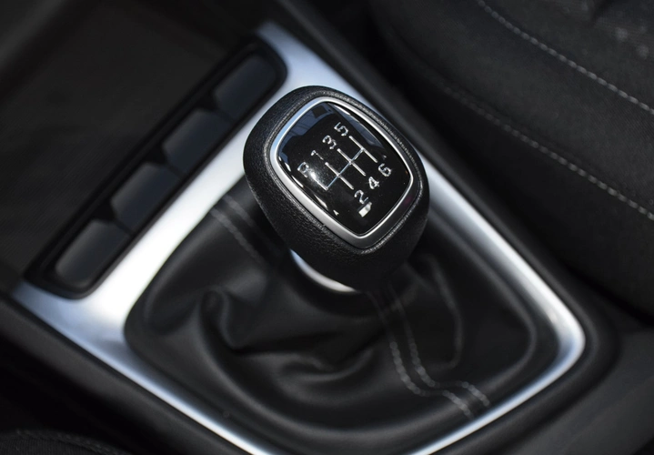 喜欢开手动挡的车主看过来,这两款车型不容错过,"味"很正