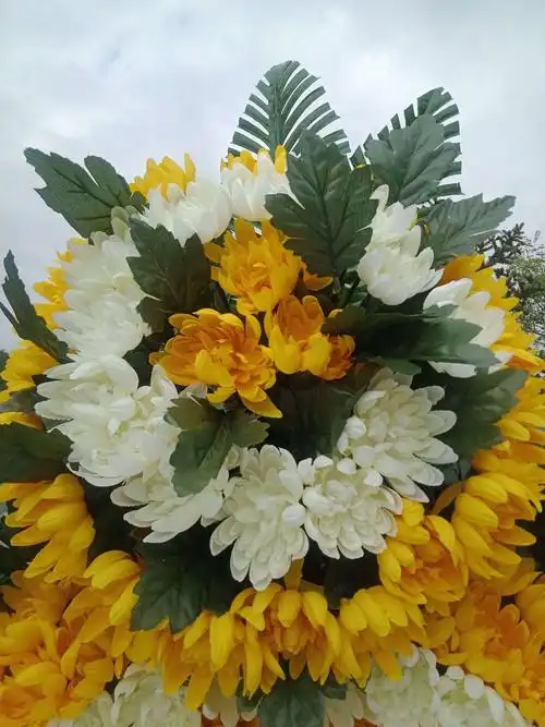 掬一束白菊祭英烈,悼念那些在新冠烛光下的白色菊花祭奠菊花折纸白