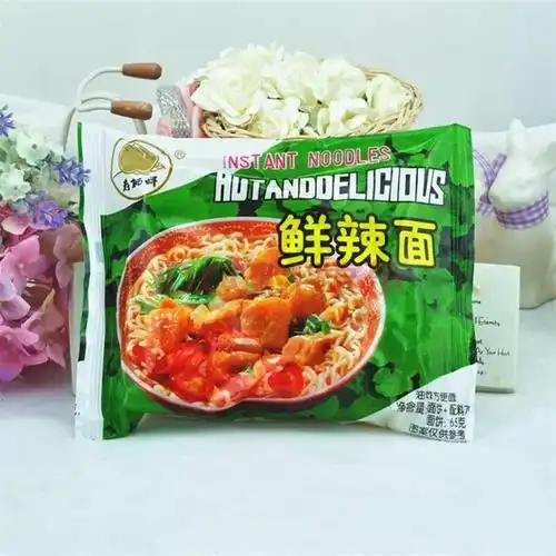 "老传奇"寿桃牌鲜辣面地方上也是有很多方便面界的"老传奇"的,这些