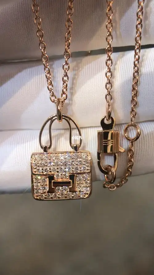 hermes爱马仕新款康康钻石包包项链