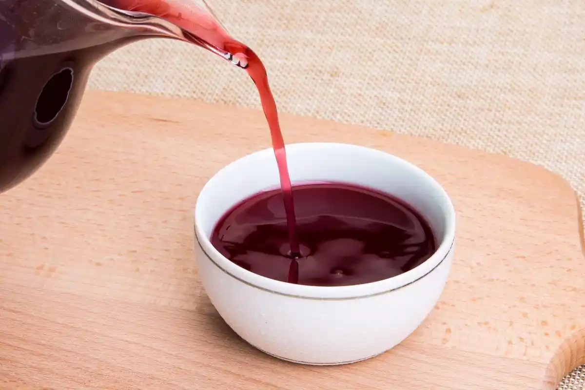 喝老北京传统消暑饮料酸梅汤,清凉一夏夏