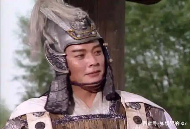 他是《三国演义》里的周瑜,名字霸气无人能及,后完成三次转身!
