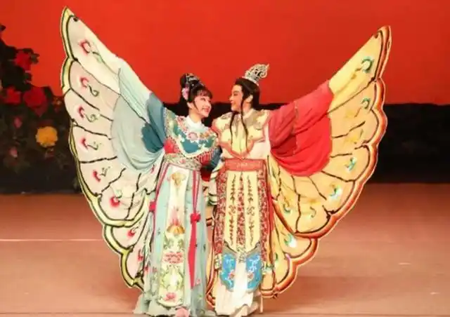 1997年,浙江古庙发现梁山伯墓,墓碑保存完好,揭开梁祝化蝶真相|祝英台