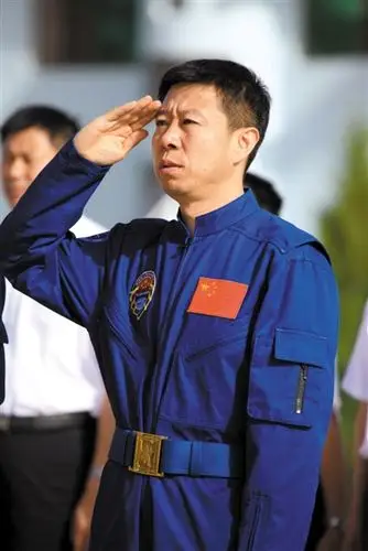 刘旺 手控"交会对接"第一人