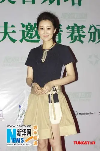 潘蔚产后亮相身材苗条自曝露与孙楠轮班照顾孩子