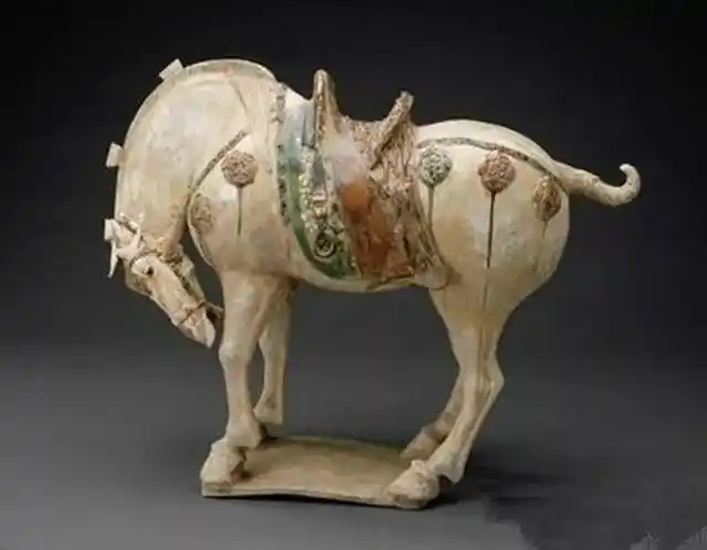 唐三彩系列 马,唐三彩马陶瓷马摆件(鉴赏,唐三彩系列 马)