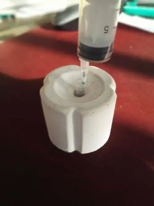 原创:自创的输液拔针篮,单手针帽回套器