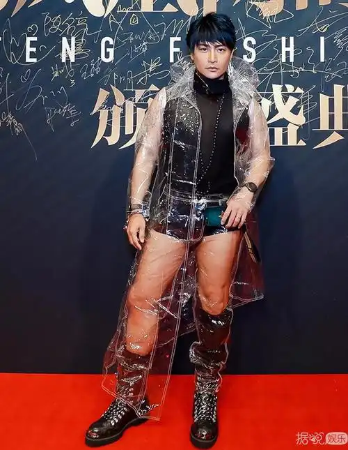 陈志朋说他穿辣眼睛造型是被逼的,你们信吗?