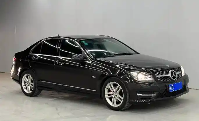 厦门二手奔驰c级 2013 款 c 260 时尚型 grand edition 黑色 - 小猪