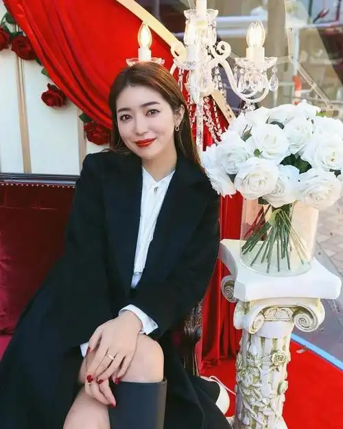 日本美女大口智惠美