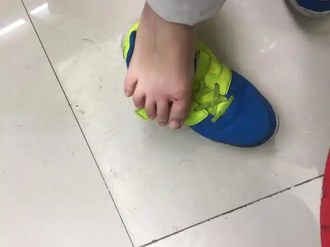 小朋友跆拳道晋级黄绿带记实