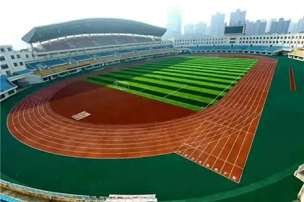体育场塑胶跑道多少米