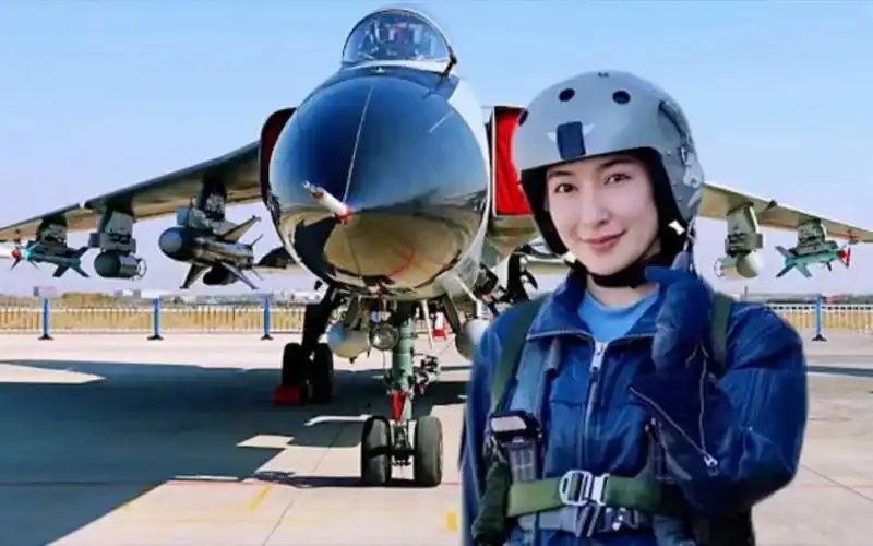 中国歼击轰炸机女飞行员:高溥宇,首个夜航武装巡逻的空军女兵!