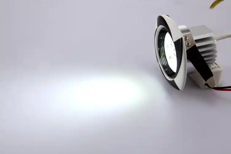 2013最新款 3w陶瓷led射灯,天花灯(黑白系列)