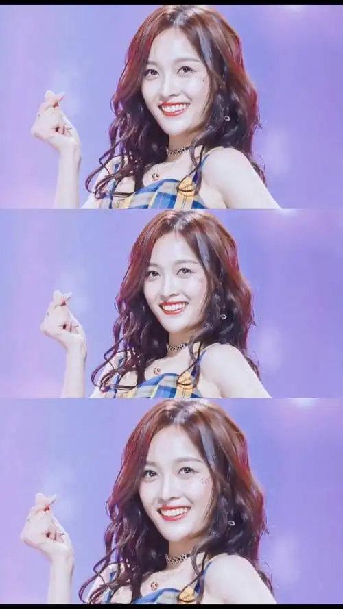 吴宣仪三格壁纸.