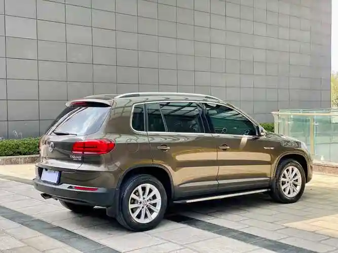 大众 途观  2015款 1.8tsi 自动四驱风尚视野版图片