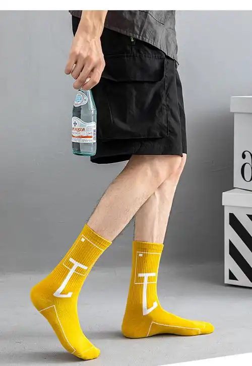 袜子男士中筒纯棉运动长筒袜秋冬季棉防臭吸汗ins潮流高帮袜子男