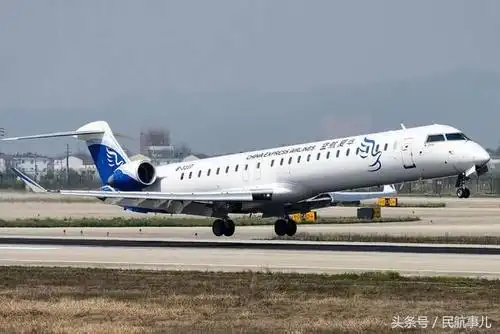 华夏航空再进一架庞巴迪crj900飞机机队已达37架