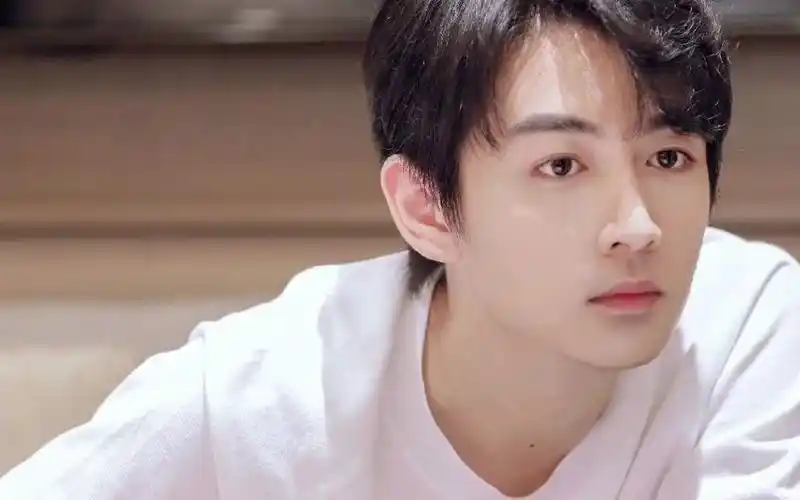 陈晓 原来学生时代这么丰富啊,不得不说,想象力这块也拿捏了#明星