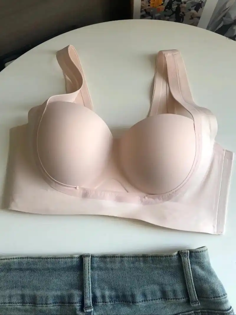 这件聚拢bra绝了,收副乳防下垂还显圆圆93 #调整型内衣推 - 抖音