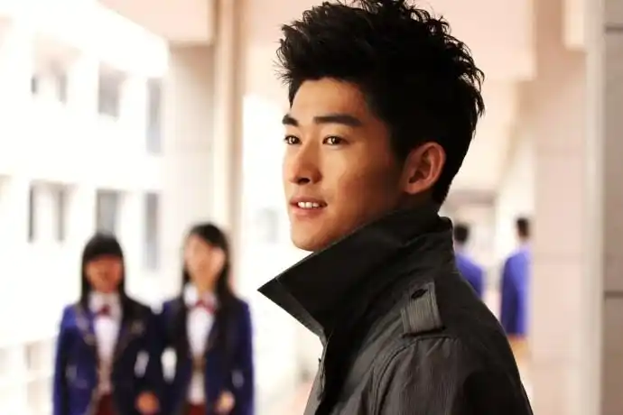 一起来看流星雨慕容云海剧照 - 明星网