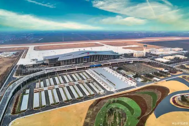 济宁大安机场正式通航】近日,由中国建筑旗下@中建八局承建的鲁西南