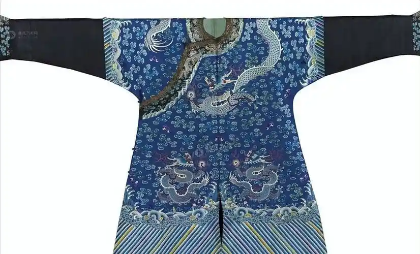 《康熙王朝》蓝齐儿原型:穿龙袍下葬,尸身240年不腐