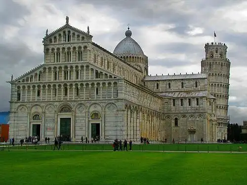 the cathedral and its belltower | flickr – 相片分享!