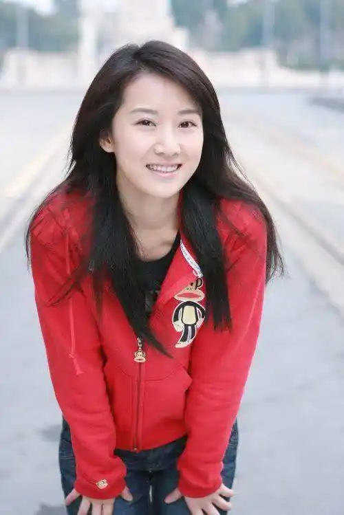 24岁被张嘉译带红后嫁富豪传离婚后复出合作陈思诚