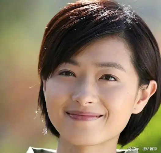 乘风破浪的姐姐之万茜戏红人不红不过是因为自己勤恳的折腾