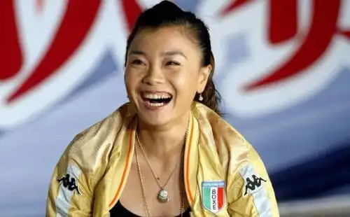 原创15岁一个空翻把国际体联吓出冷汗体操冠军莫慧兰去哪了