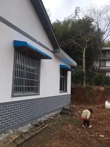 铝合金雨棚批发(金瓦片)铝合金雨棚和普通雨棚的区别有哪些?