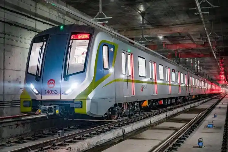 14号线全线进入通车前最后冲刺阶段,确保年底具备试运营条件