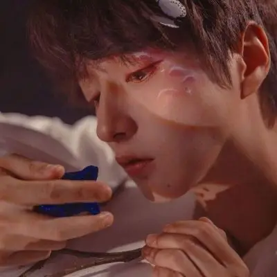 九千七:时尚唯美风真人男生头像