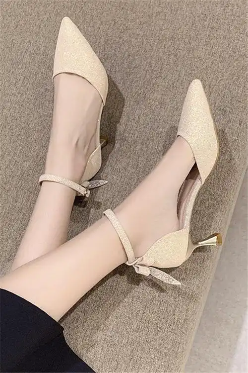 法式少女高跟鞋女细跟甜美春夏新款时尚女鞋子中空尖头一字扣单鞋