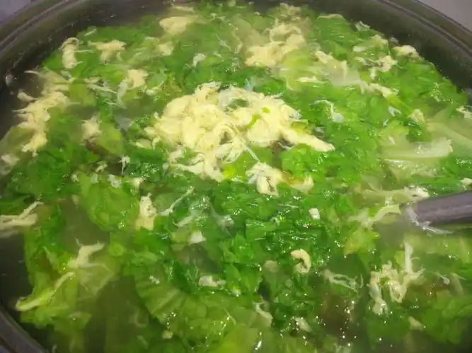 午餐:生菜蛋汤
