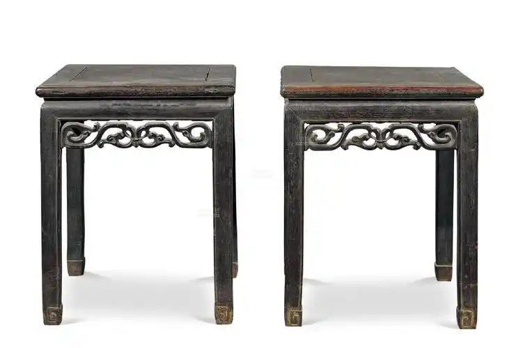 红木龙纹方凳一对