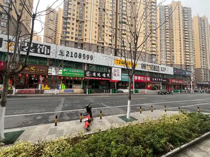 【11图】万象城 水游城二期 6个点 年租金18万租金稳定,赣州章江新区