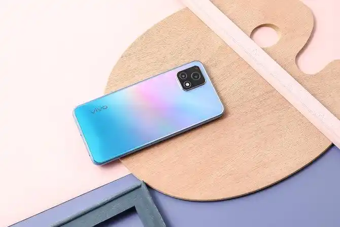 轻薄于形vivoy52s将于12月12日开售