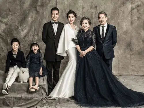 全家福婚纱照风格欣赏-深圳尊爵天长地久婚纱摄影(龙岗店)婚纱照图片