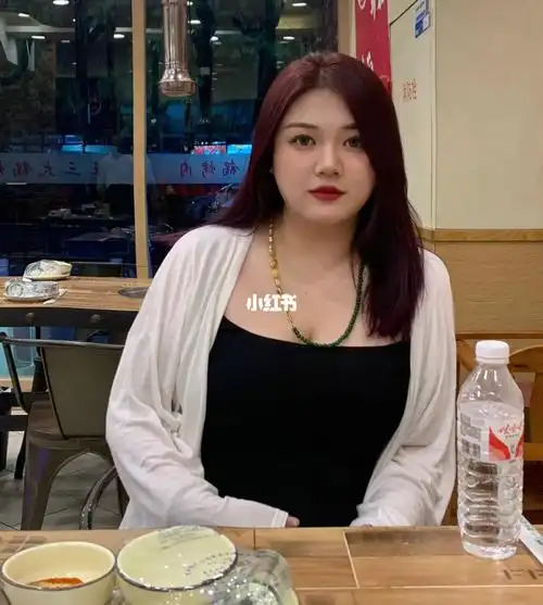 180斤胖女孩发色分享