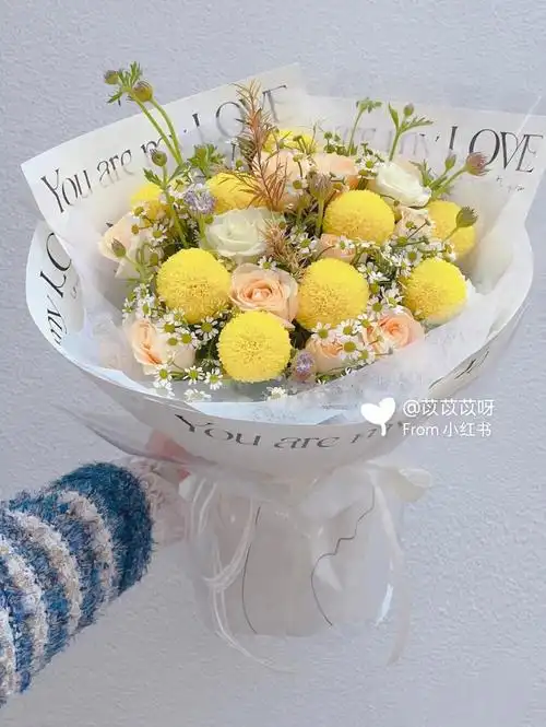 乒乓菊的花语:团圆美满在爱情的世界里,每一个人都是独一无二的,爱情